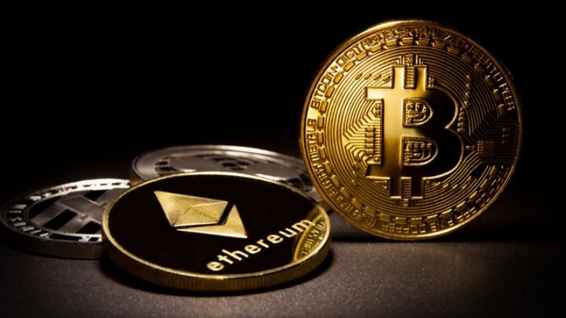 Özgür Demirtaş'tan Bitcoin analizi... ''Yüzde 90'ı batacak!''