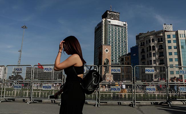 Taksim'e 1 Mayıs bariyeri