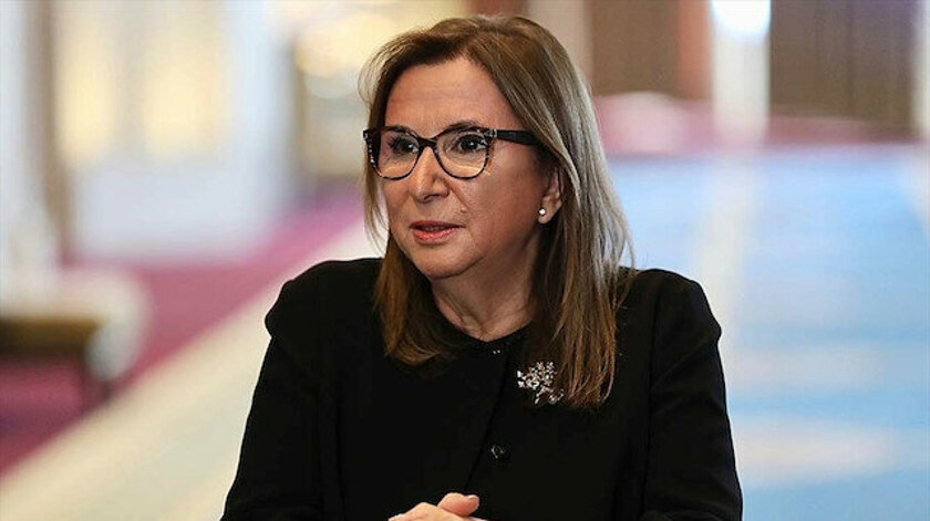 'Dezenfektancı bakan' Ruhsar Pekcan’a şaşırtan dizi tavsiyesi!