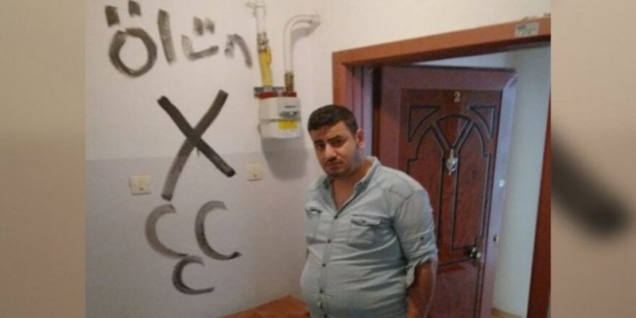 CHP çalışanının kapısına 'üç hilal'li skandal yazı!