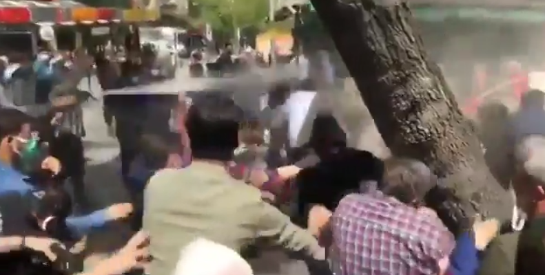 Ankara'daki 1 Mayıs buluşmasına polisten sert müdahale!