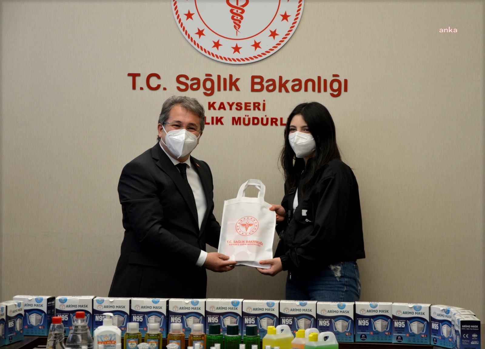 Türkiye bir ilk… Liseliler, N95 maske üretti…