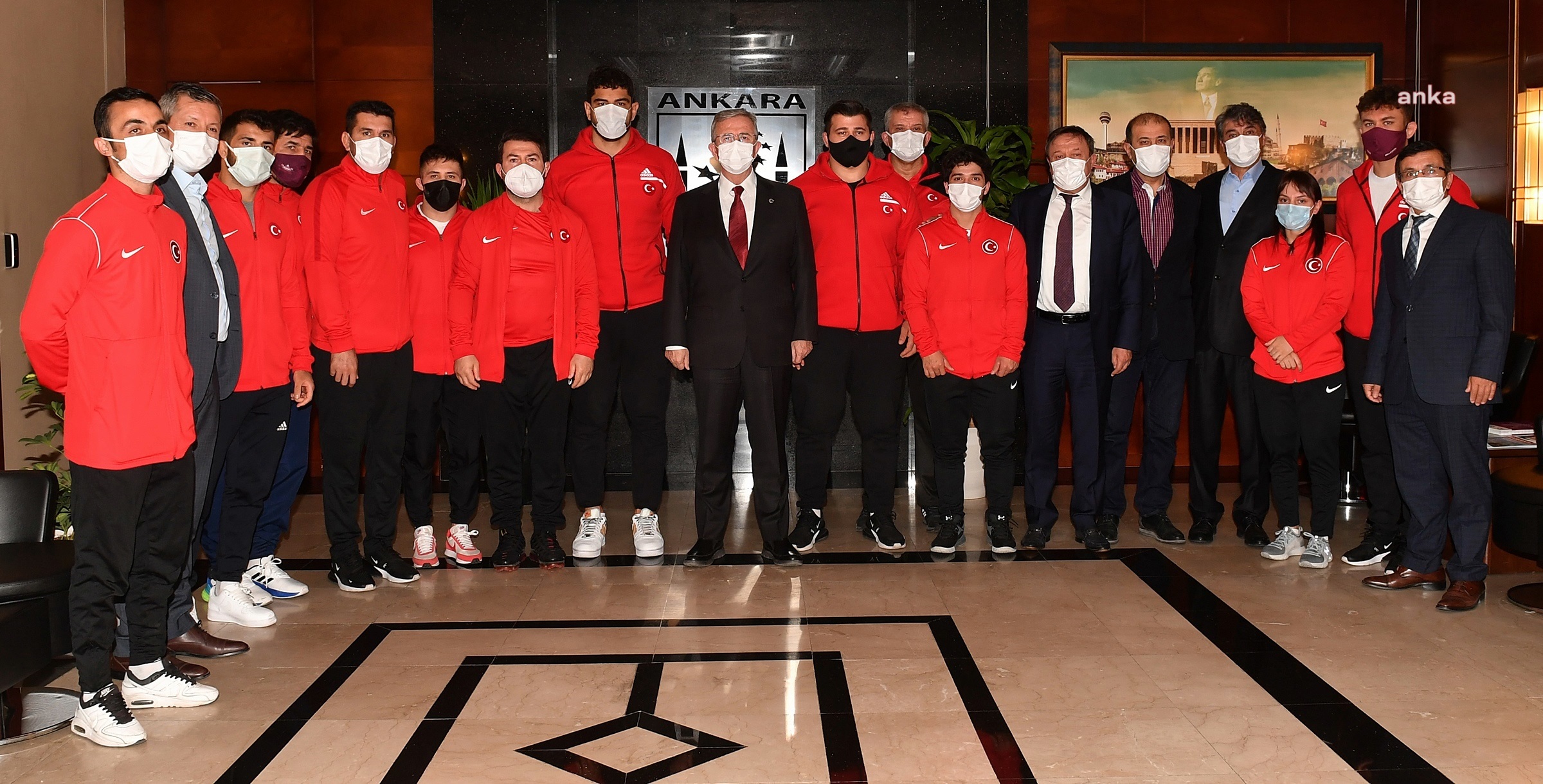 ASKİ Sporlu şampiyonlardan Yavaş’a ziyaret... Yavaş, “Pandemide günlerinde bir umut oldunuz”
