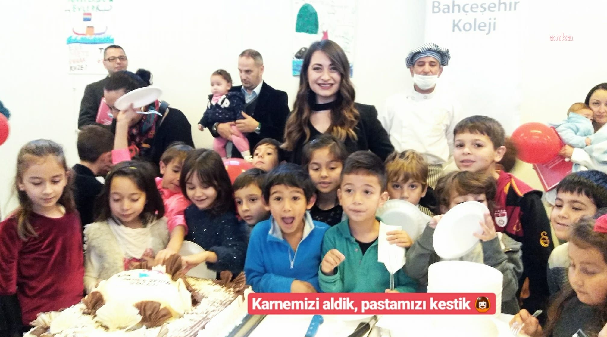Genç öğretmen, ders başında rahatsızlandı… Uzaktan eğitimde beyin kanaması geçirdi…