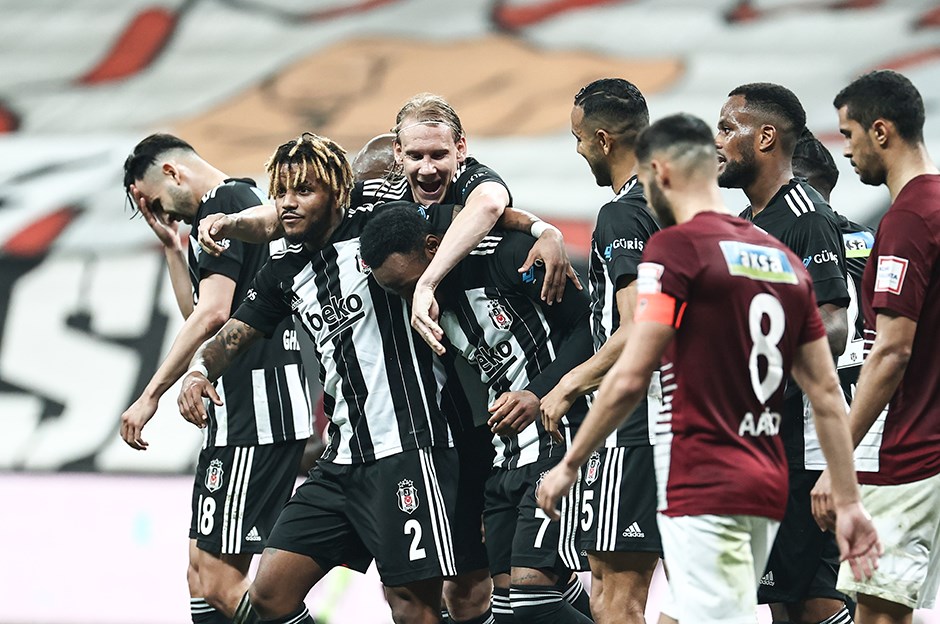 Beşiktaş'tan sezonun en farklı galibiyeti Hatayspor'a 7 gol birden attı!