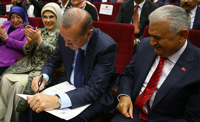 Yıldırım, Erdoğan'ı genel başkanlığa önerdi