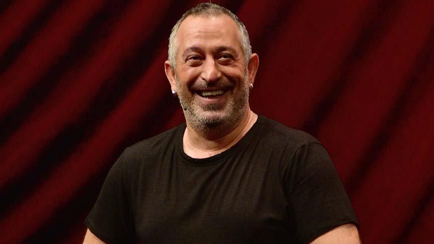 Cem Yılmaz'dan Hıncal Uluç'a 'Gökhan Özoğuz' göndermesi!