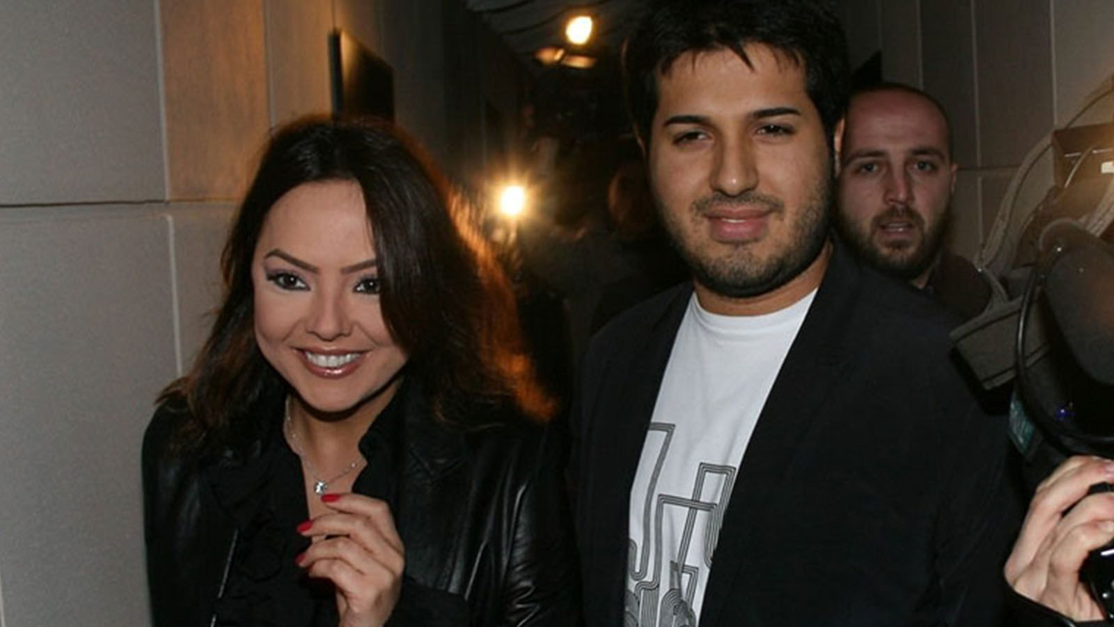 Ebru Gündeş kızıyla, Reza Zarrab'ın yanında!