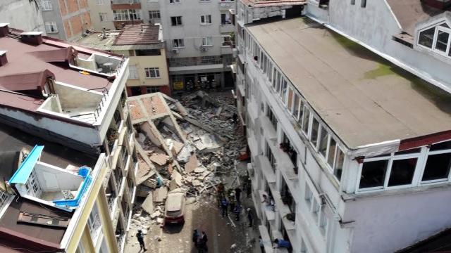Zeytinburnu’nda 19 kişiyi bisikletçinin dikkati kurtardı…