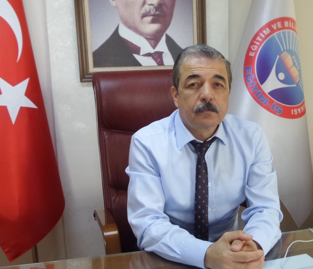 Eğitim-İş çağrı yaptı: “Öğrencilerin karşılaşabileceği herkesi aşılayın”