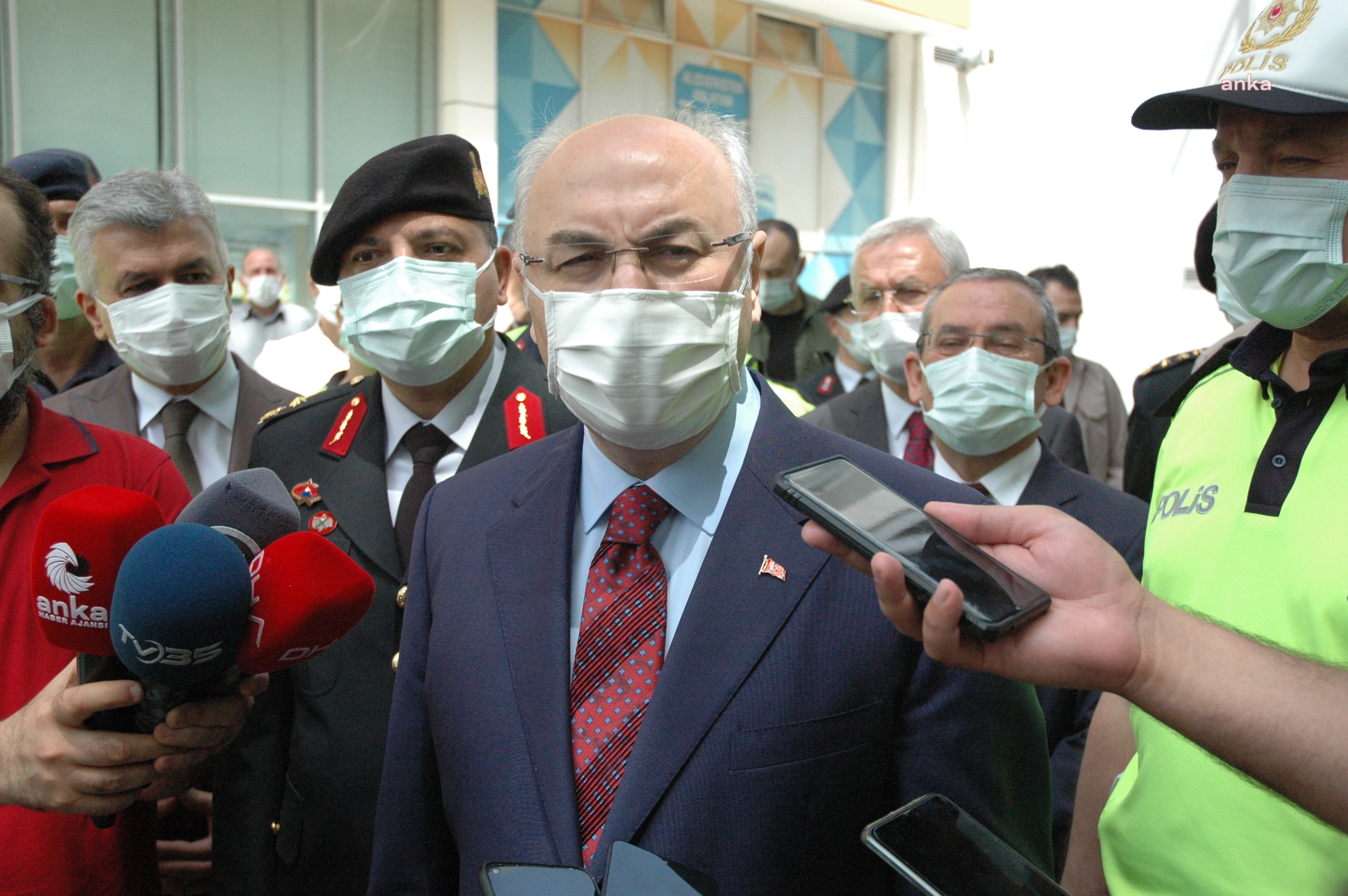 Vaka sayılarının karıştığı İzmir’den açıklama... Vali Köşger: “Birinci değiliz, ama yarı yarıya indi”