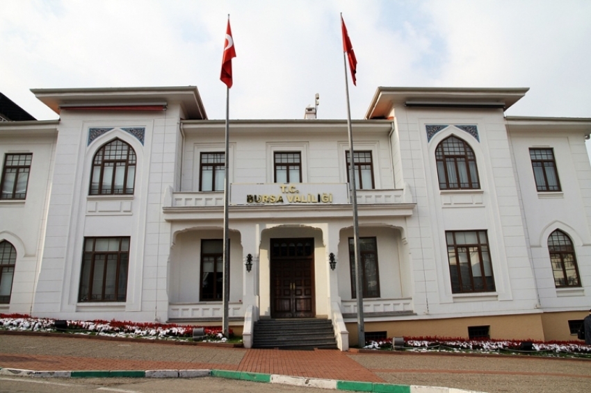 Sosyal medya bu paylaşımı konuşuyor… Bursa Valiliği’nin hesabına koyduklarına anlam verilemedi…