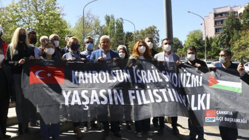 CHP Ankara'dan İsrail Büyükelçiliği'ne siyah çelenk