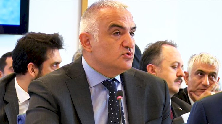 Bakanlıktaki usulsüzlüğe 'tanıtım' yorumu