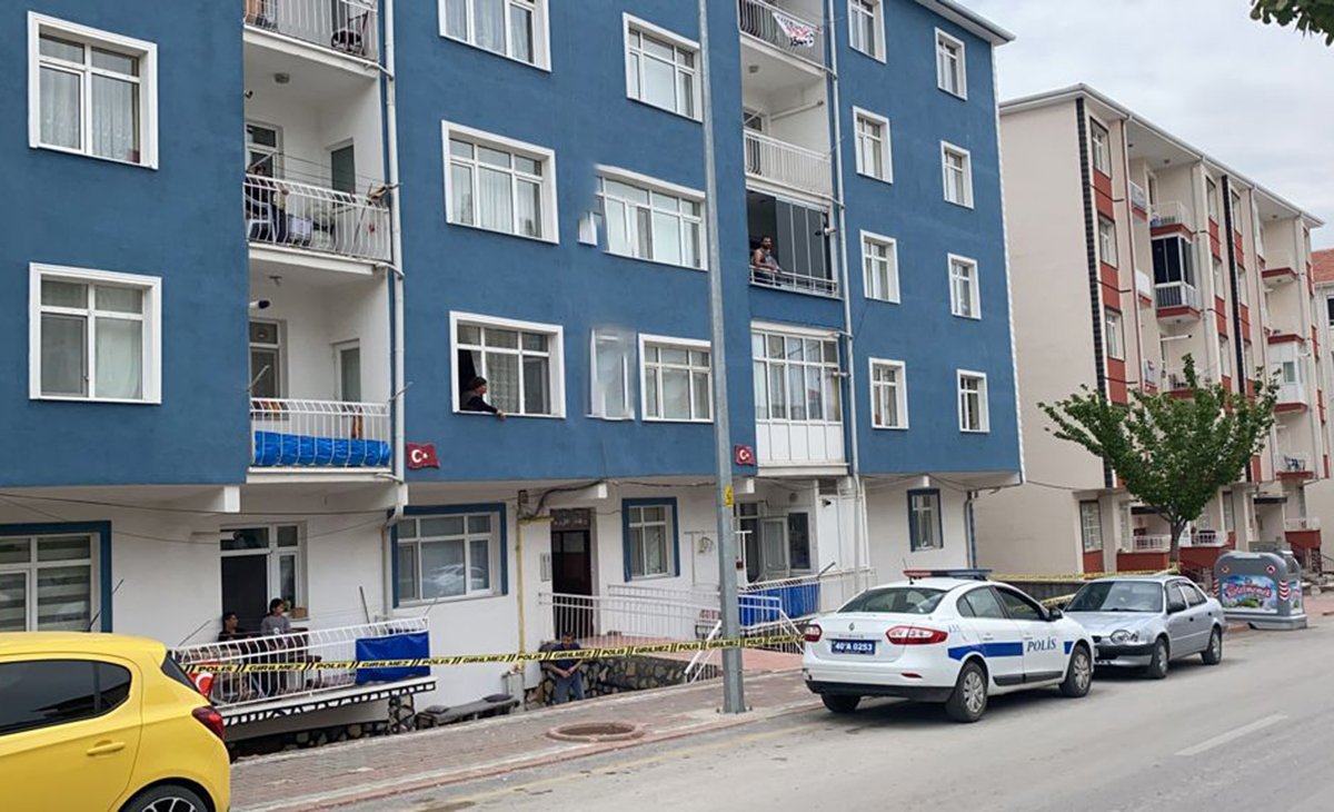 O ilde 'mutant virüs' nedeniyle bina karantinaya alındı!