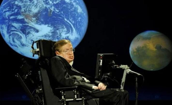 Stephen Hawking'ten flaş uyarı: Dünya’yı 100 yıl içerisinde terk etmeliyiz