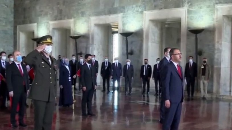 19 Mayıs'ın 102. yılında Anıtkabir'de tören!
