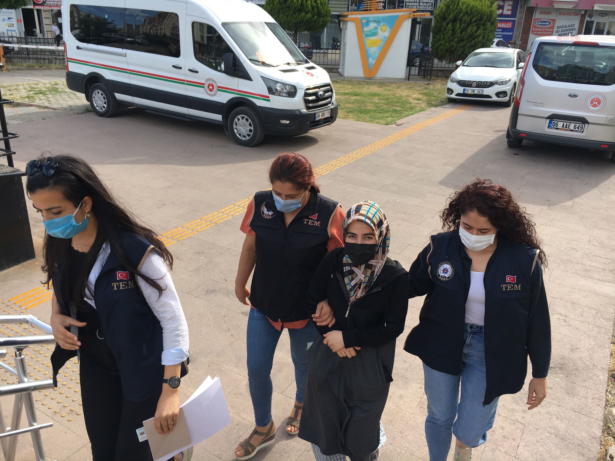 Edremit’te FETÖ/PDY firarisi kadın yakalandı…