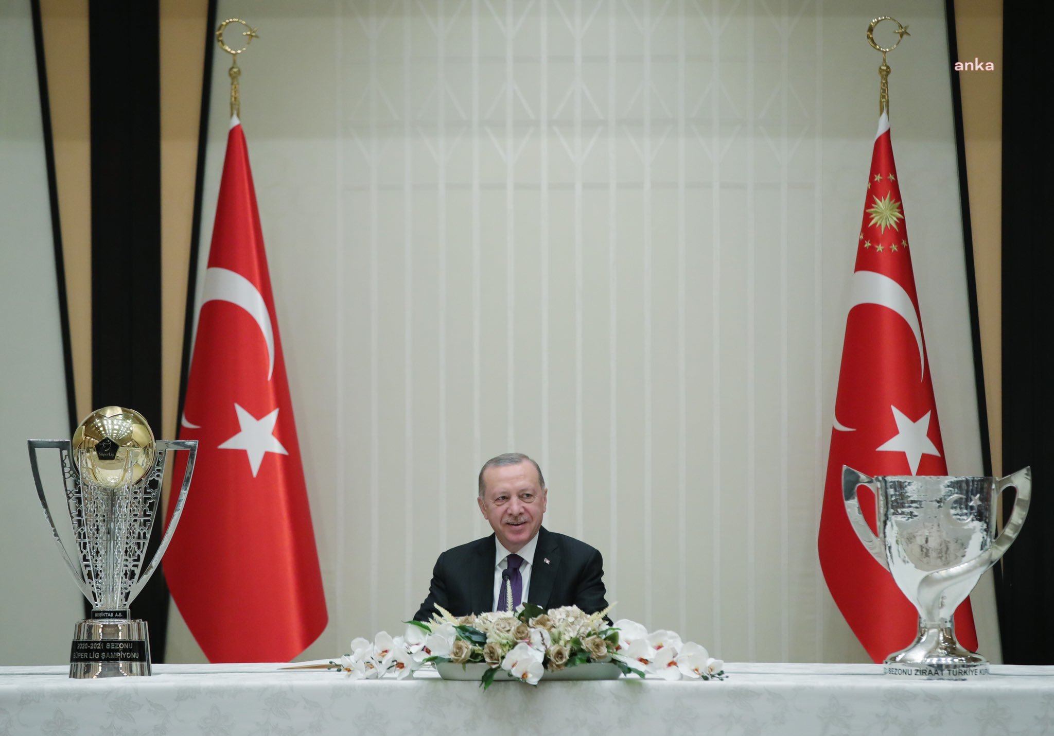 Cumhurbaşkanı Erdoğan, Şampiyon Beşiktaş’ı kabul etti…