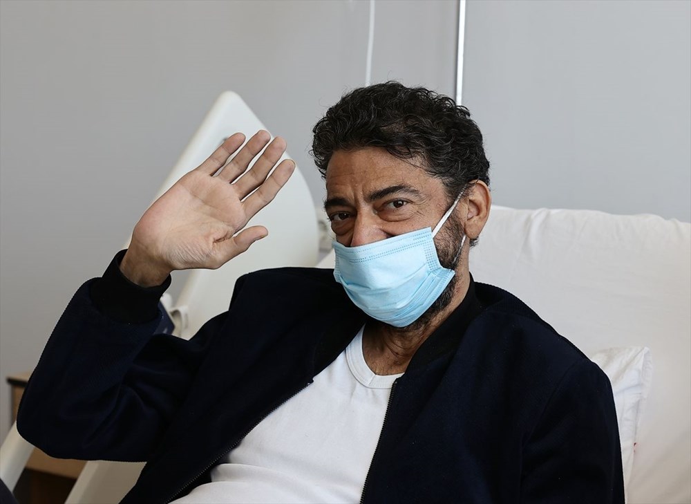 Sanatçı Hakan Taşıyan, taburcu oldu...