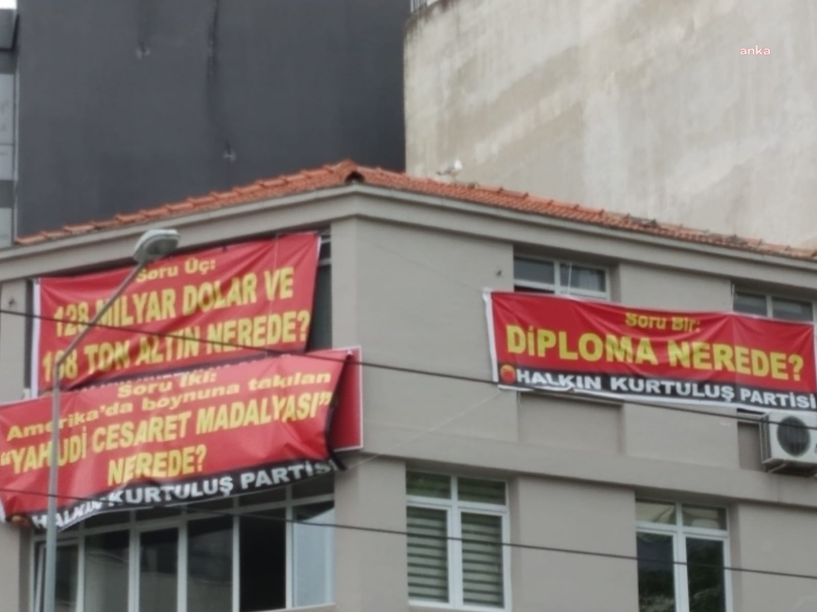 HKP yöneticisi gözaltına alındı: “İma yoluyla Cumhurbaşkanına hakaret”