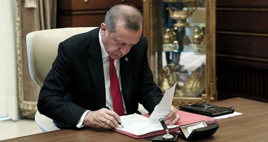 O Bakanlıklarda flaş atamalar!
