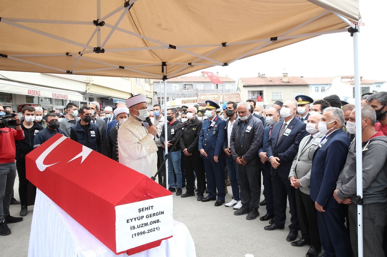 Kayseri şehidini uğurladı…