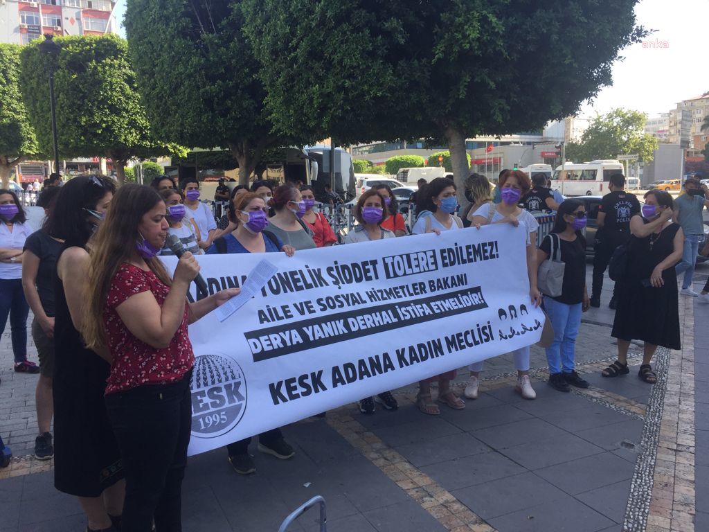 Adanalı kadınlar, Bakan Yanık’ı istifaya davet etti…