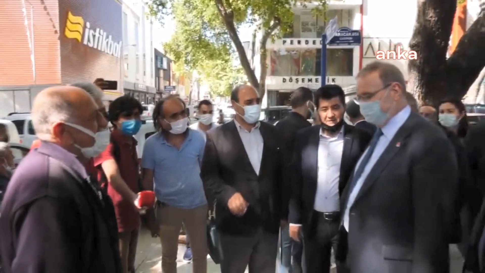 Siteler esnafı dertli: “Ölelim diyorsanız, ölelim”