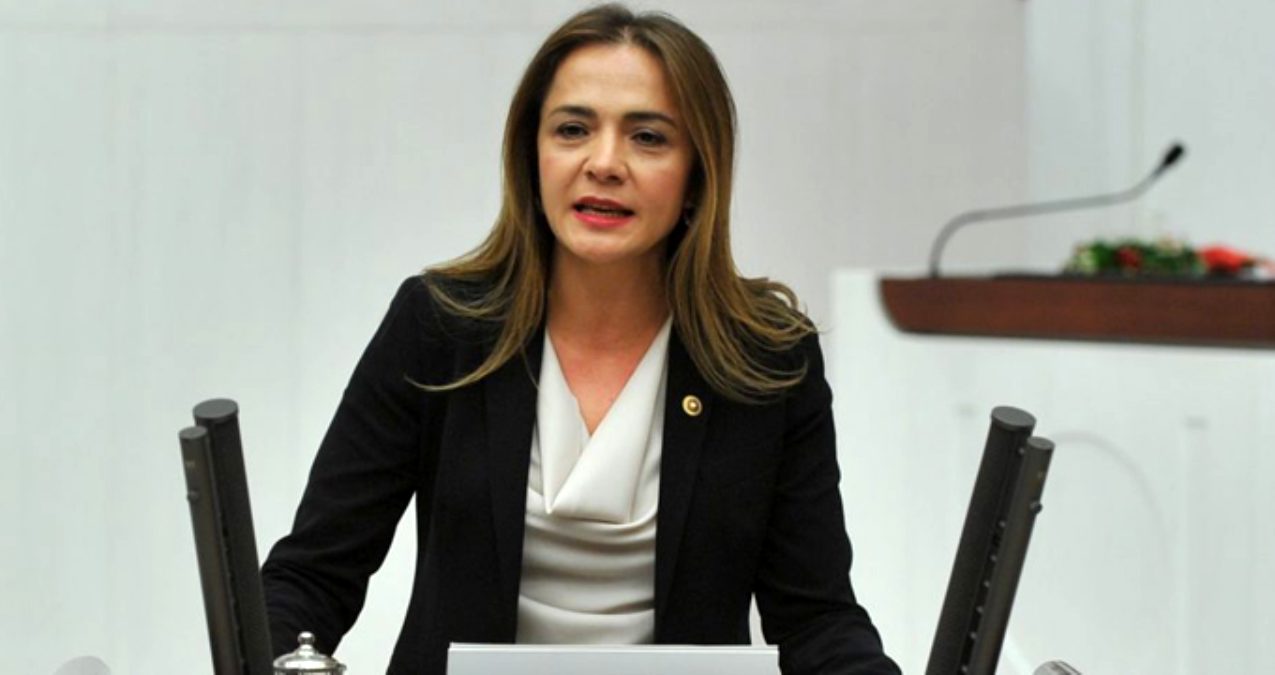 CHP'nin pandemi raporu: "Bu süreçte pandemi kahramanı sağlıkçıların özlük haklarında hiçbir iyileştirme yapılmadı"