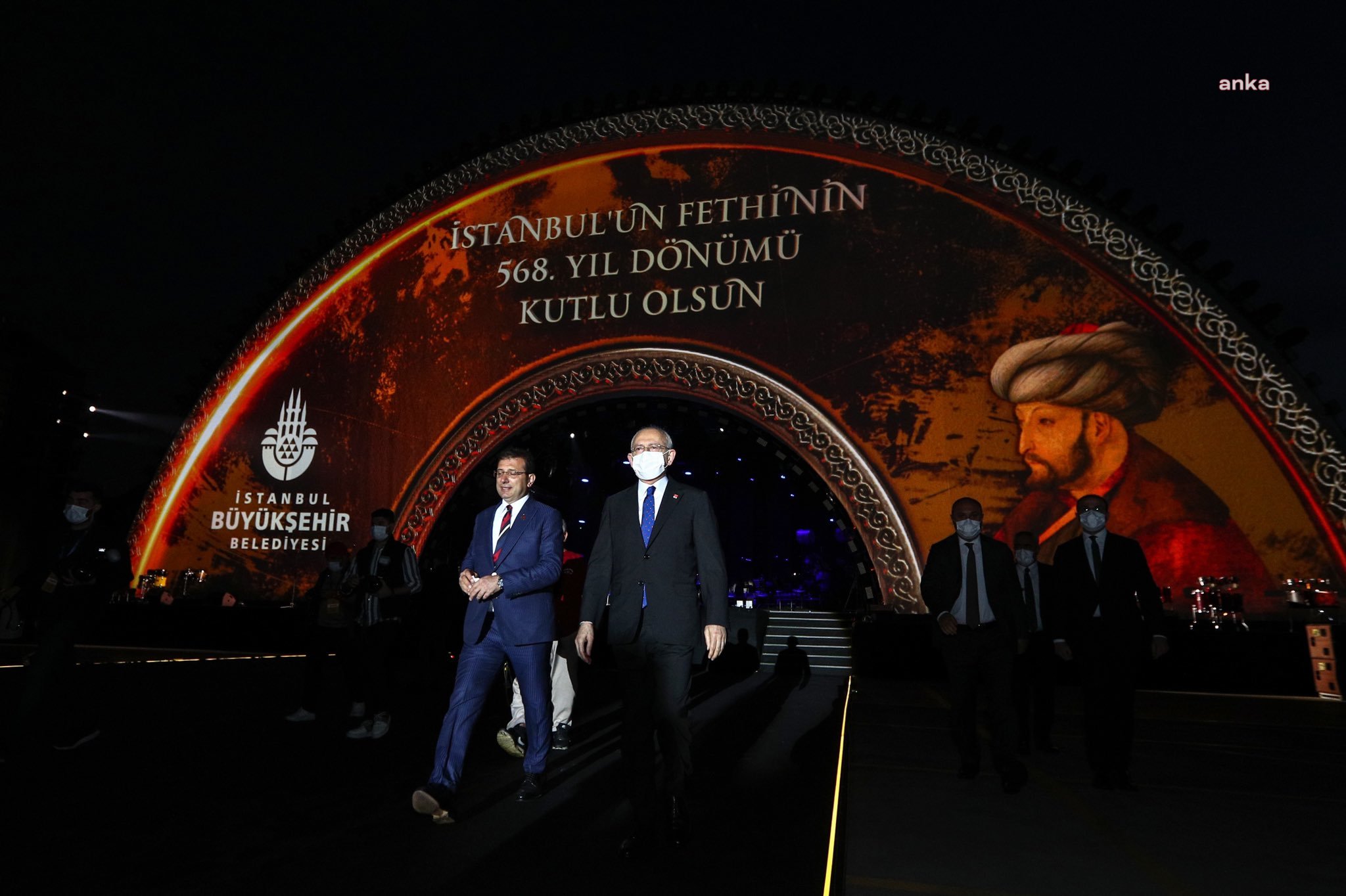 Kılıçdaroğlu: “Kimlerin damarlarında kafir ve zalim kanı akar, vatansever Sütçü İmam’dan beri çok iyi biliriz”
