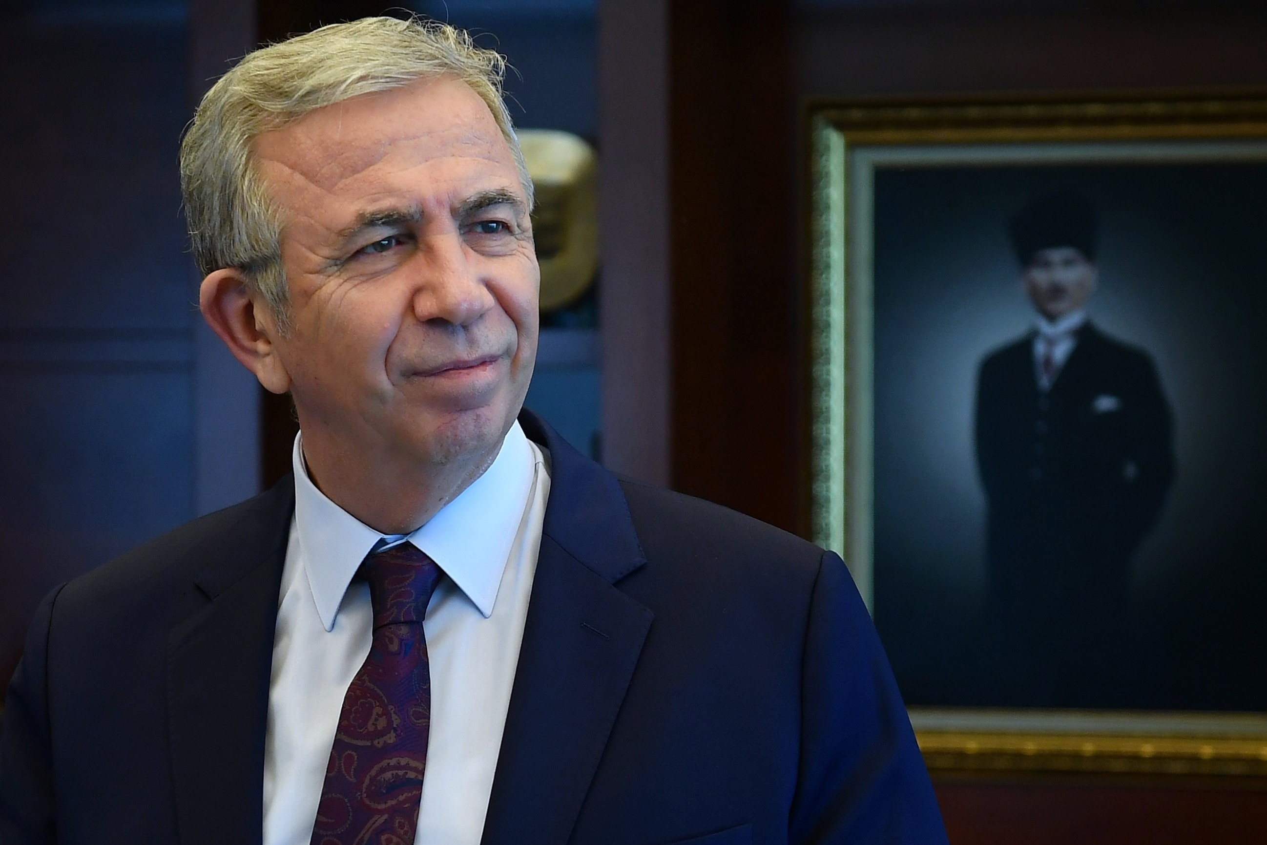 Mansur Yavaş, Halk Ekmek kuyruklarına karşı harekete geçti