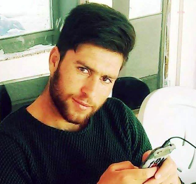25 yaşındaki Emrah, kalbine yenildi…