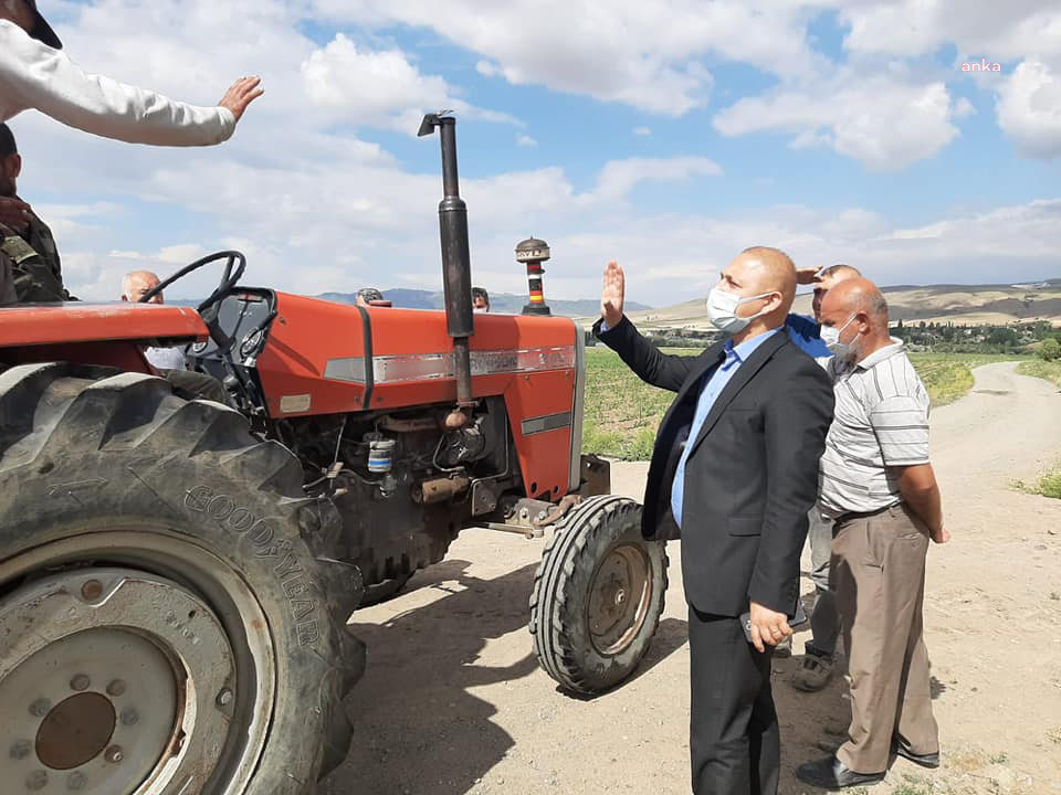 CHP’li Ahmet Önal: “Çiftçi erteleme değil, borçların silinmesini istiyor”