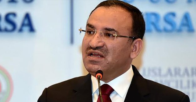 Yargıçlar sustu, bakan konuştu: 28 Şubat'ta da CHP alkışladı