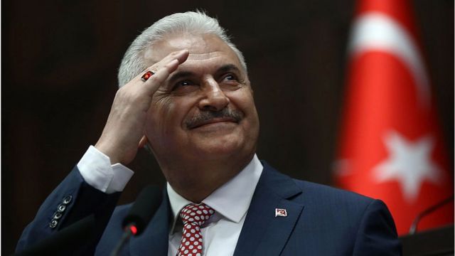 Binali Yıldırım'a ilişkin flaş iddia! "Venezuela büyükelçiliği kendisine pek de güzel yakışır"