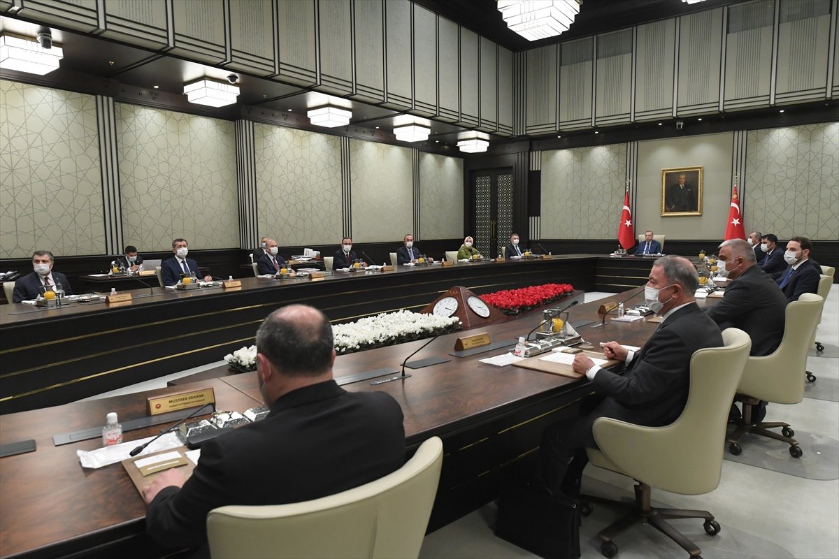 Cumhurbaşkanlığı Kabinesi, o kararlar için toplandı: “Yeni normalleşme kuralları neler olacak?”