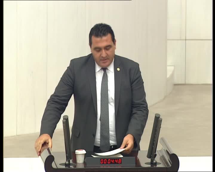 Ulaş Karasu: “Son kapanma kararı öncesi esnafa kırk dereden su getirip verdikleri desteği de bir yayında geri almış oldular”
