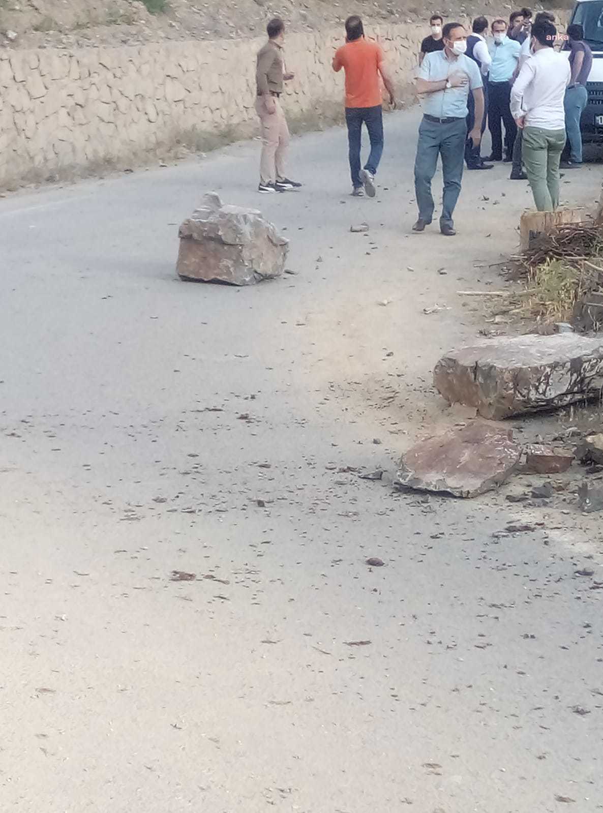 Yolda kontrollü patlatma: 2 kişi yaralı!