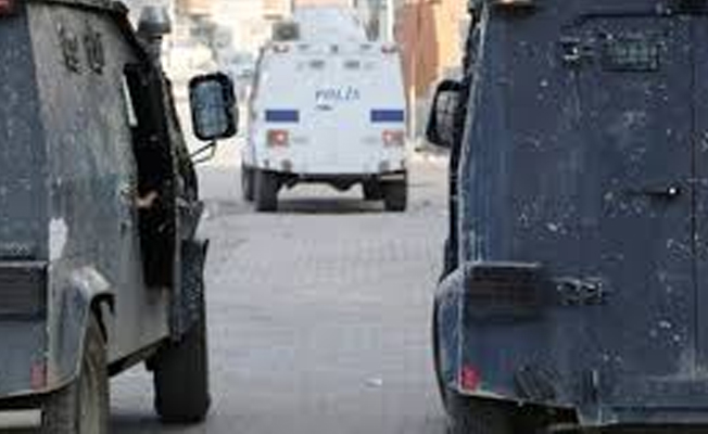 Cizre'de askerleri taşıyan zırhlı araç devrildi: Çok sayıda asker yaralı