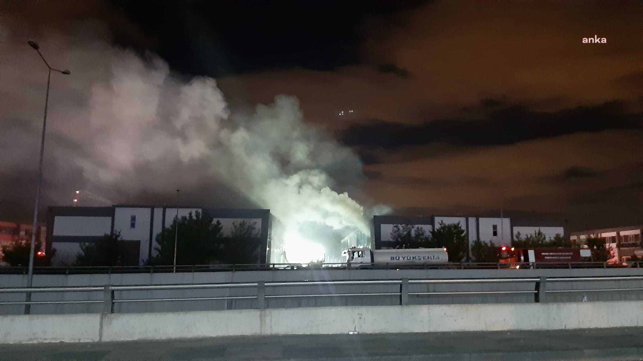 Ankara’daki yangını söndürme çalışmaları devam ediyor…
