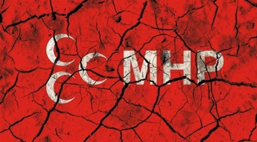 MHP'den istifa eden isim: "AKP ve MHP’ye mensup yaklaşık 2 bin kişiyle CHP’ye katılmaya hazırlanıyoruz"