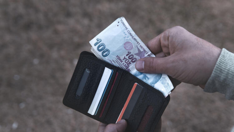 Demirören'in Ziraat Bankası'na olan borcu KYK borcu olan öğrenciler isyan etti!