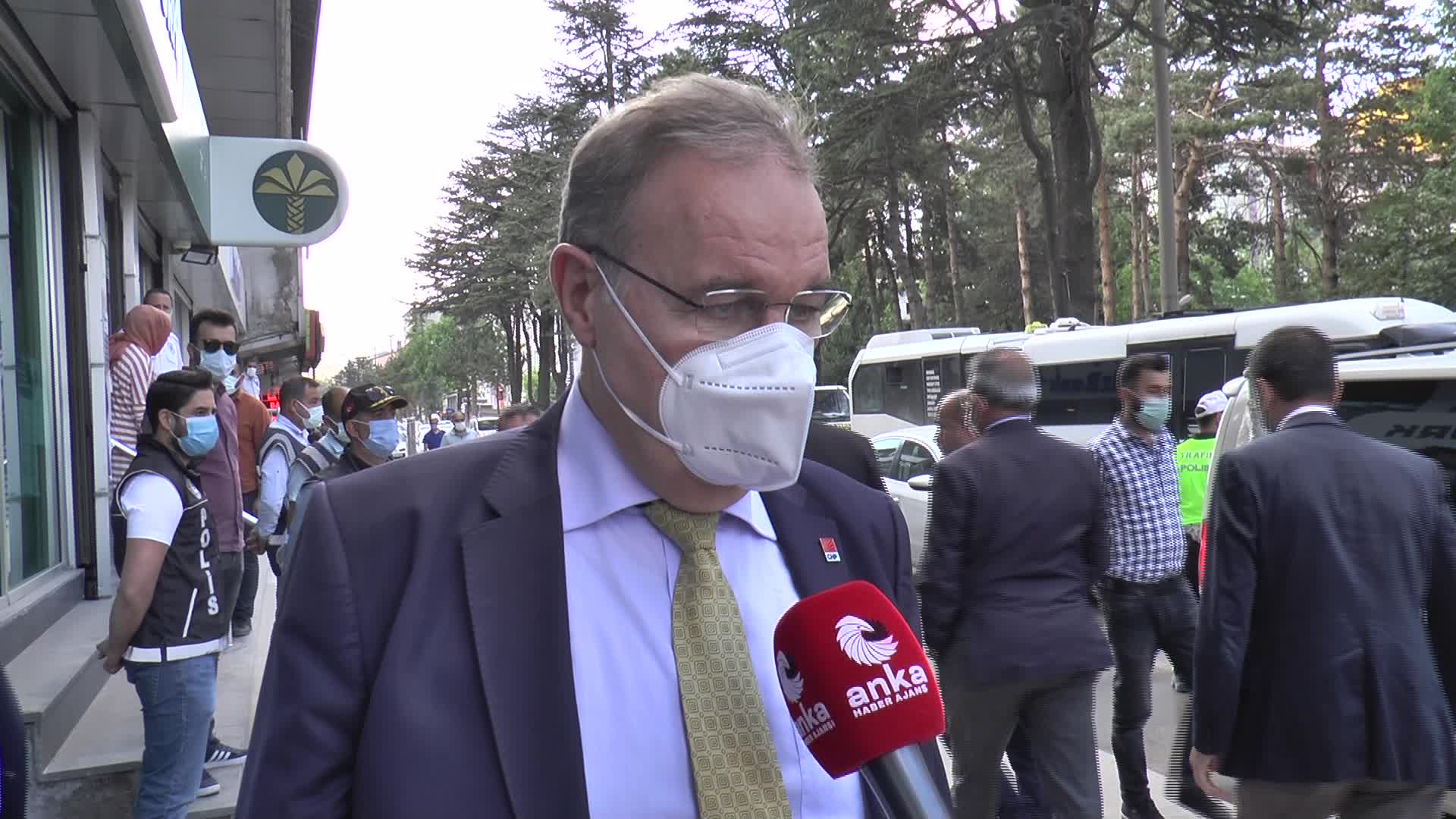 CHP'li Öztrak: "Milletin bu hale gelmesinin tek nedeni vardır Erdoğan’ın şahsım hükümetinin kötü yönetimidir"
