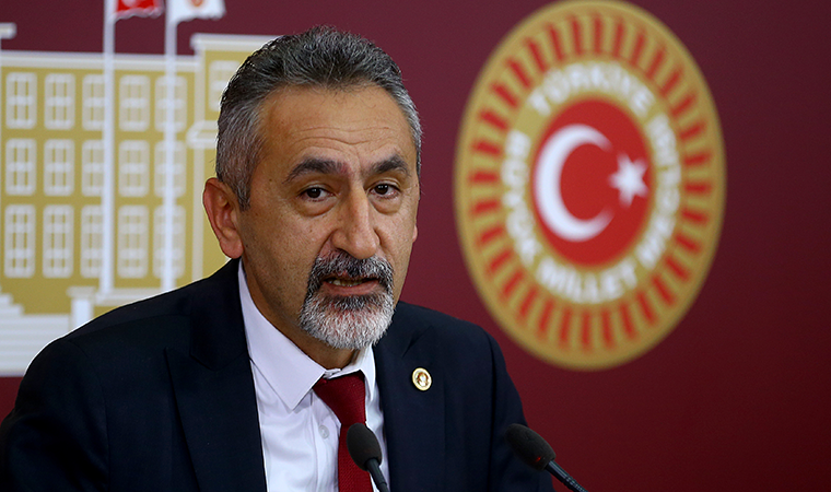 CHP'li Adıgüzel: "Sözün özü, tencere dibin kara, seninki benden kara"