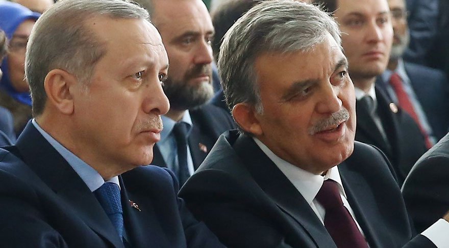 Abdullah Gül'ün danışmanından şok istifa! 'Erdoğan'a pusu kurdular!'