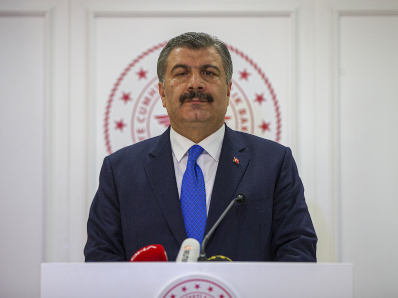 Fahrettin Koca açıkladı... 20'li yaşlardaki vatandaşlara aşı sırası geldi mi?