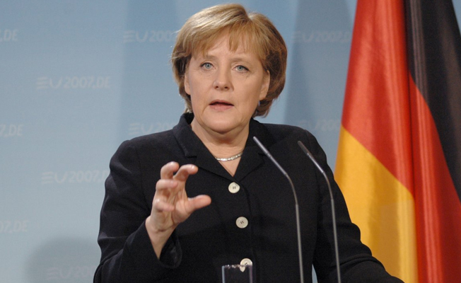 Merkel son noktayı koydu: İdam oylanamaz