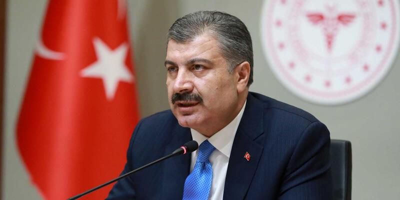 Fahrettin Koca duyurdu! Aşı sırasında yaş sınırı yine düştü