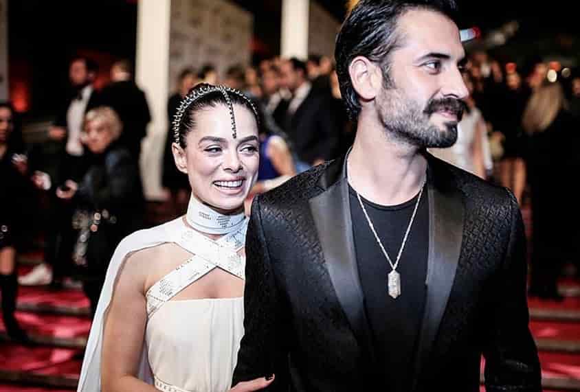 Özge Özpirinçci ve Burak Yamantürk'ün bebeklerinin cinsiyeti belli oldu